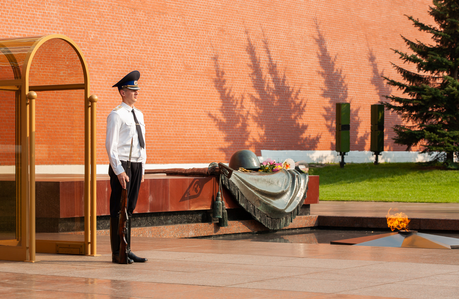 Москва, Россия, Александровский сад, почетный караул / Photobank of Oleg Borisov / photobo.ru